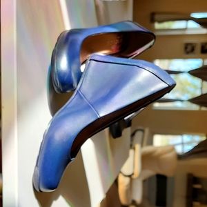 Kenneth Cole Reaction Navy Blue 💙 "Did U Tell" Leather Size 5